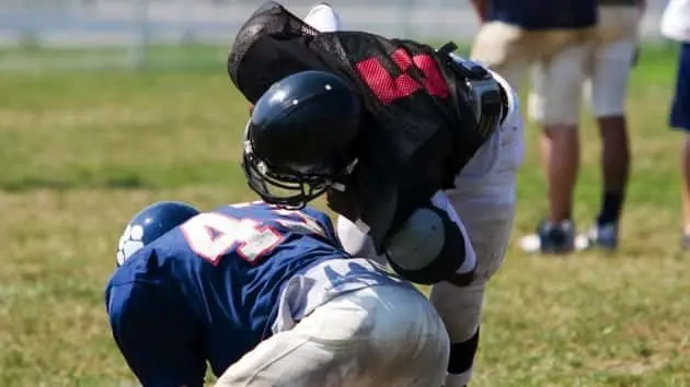 high-school-football-tackle-2