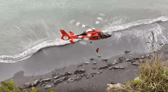 beach-rescue-e1642037901984