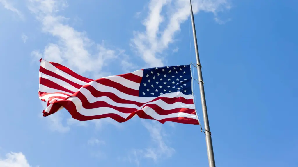 us-flag-flying-half-staff