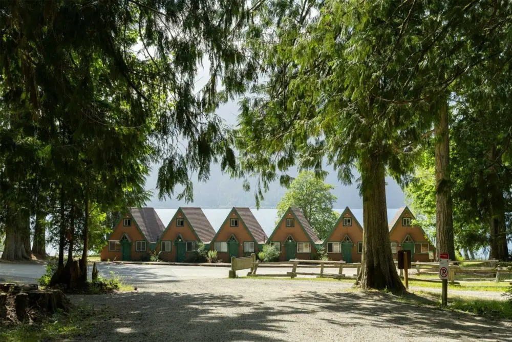 log-cabin-resort-e1726525730485