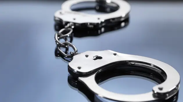 getty_cuffs_31825261797