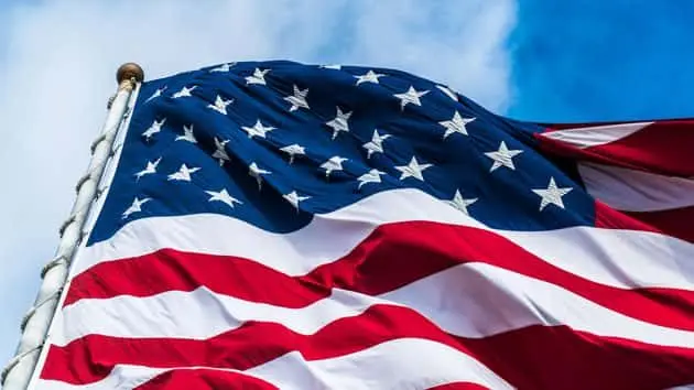 061818_thinkstock_flag-2