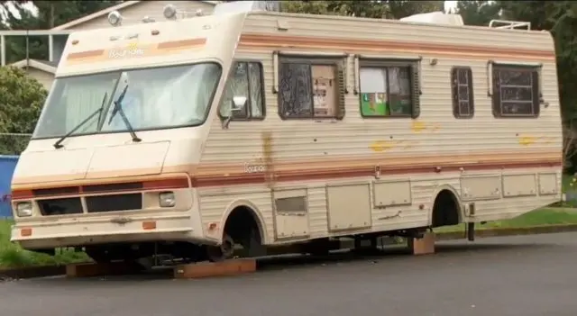 derelict-rv-e1687300822336
