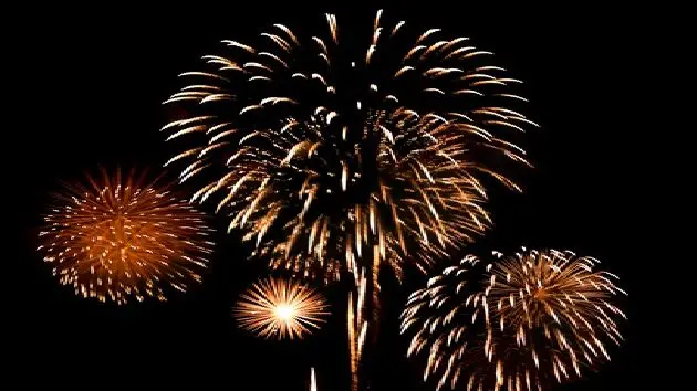 fireworks-with-copy-space