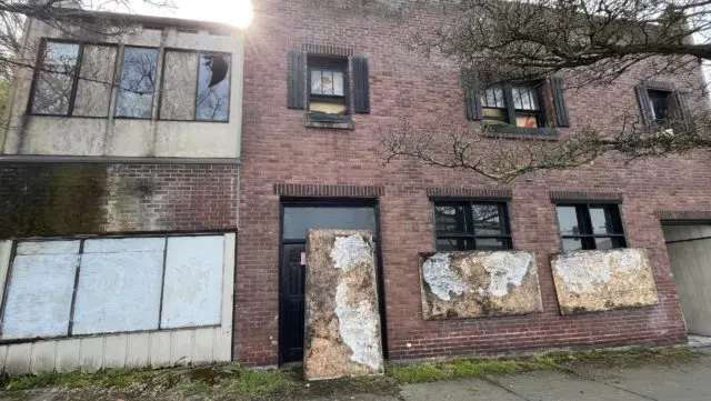 204-e-front-st-e1649355760151-3