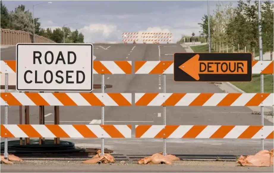 road-closed-detour