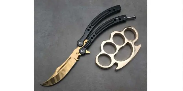 knuckles-and-knives-e1572384215338