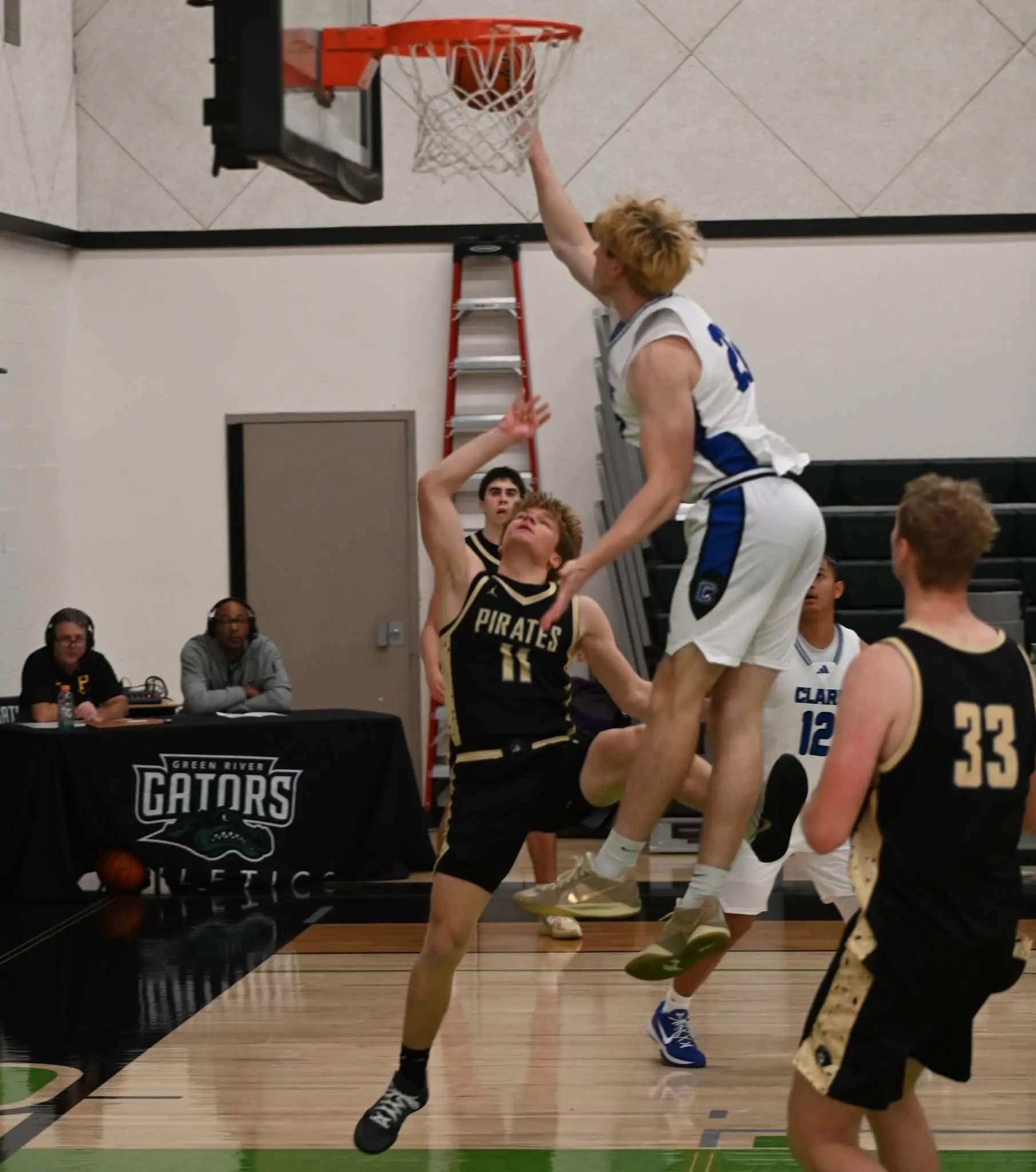 fb_img_1763966540873