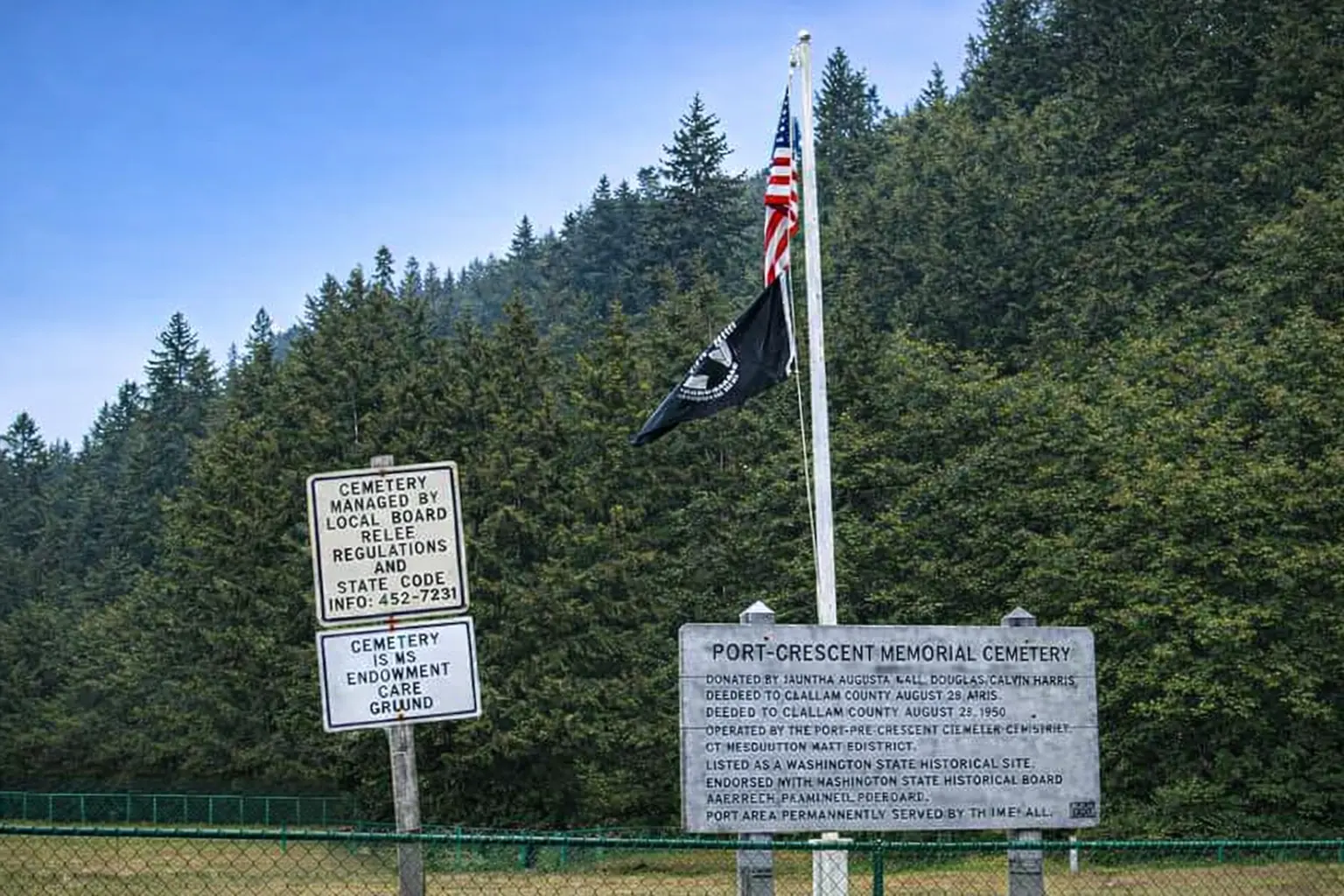 port-crescent-cemetary