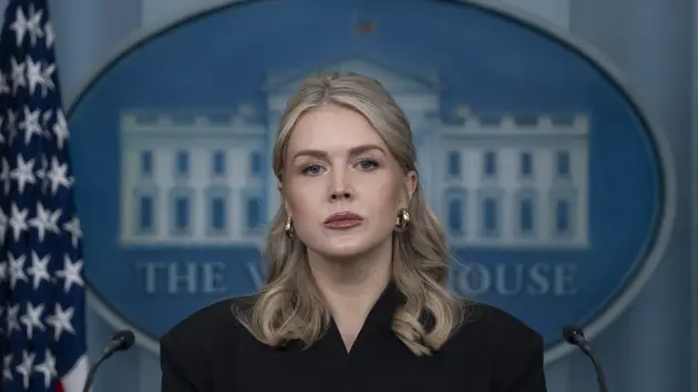 getty_karolineleavitt_122625700698