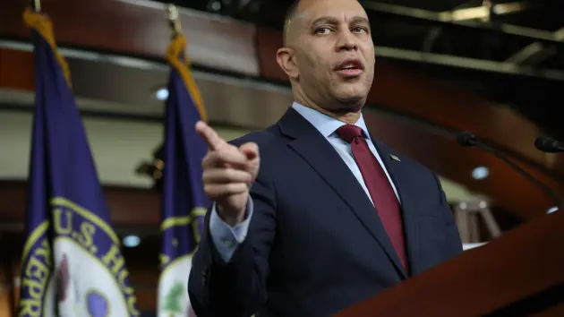 news_hakeemjeffries_21826126253