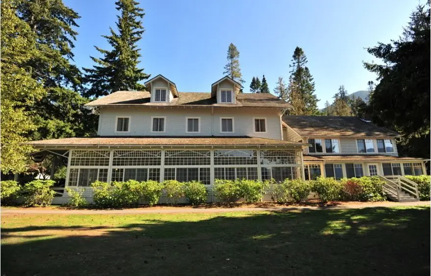 lake-crescent-lodge-2