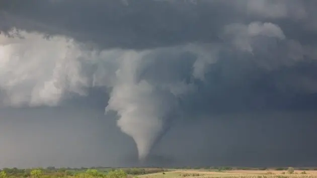 gettyrf_tornado_050726812965