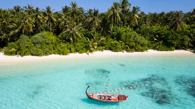 getty_maldives_51526672408