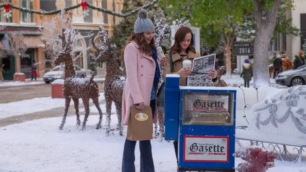 e_gilmoregirls_061625192199