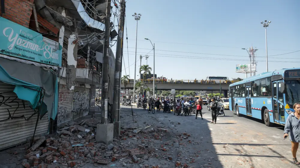 getty_colombiaearthquake_081026509753