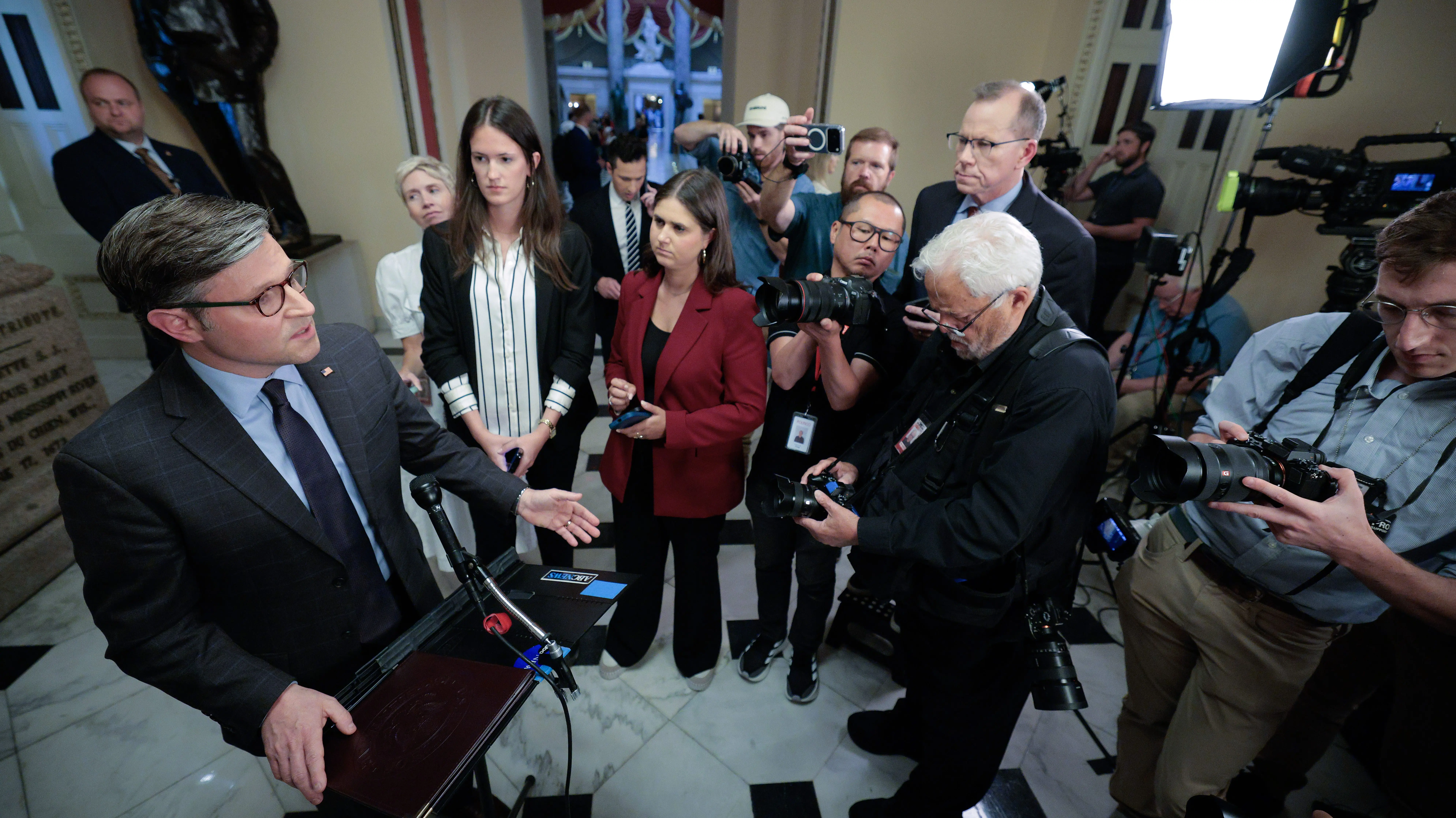 getty_repmikejohnson_09012644993