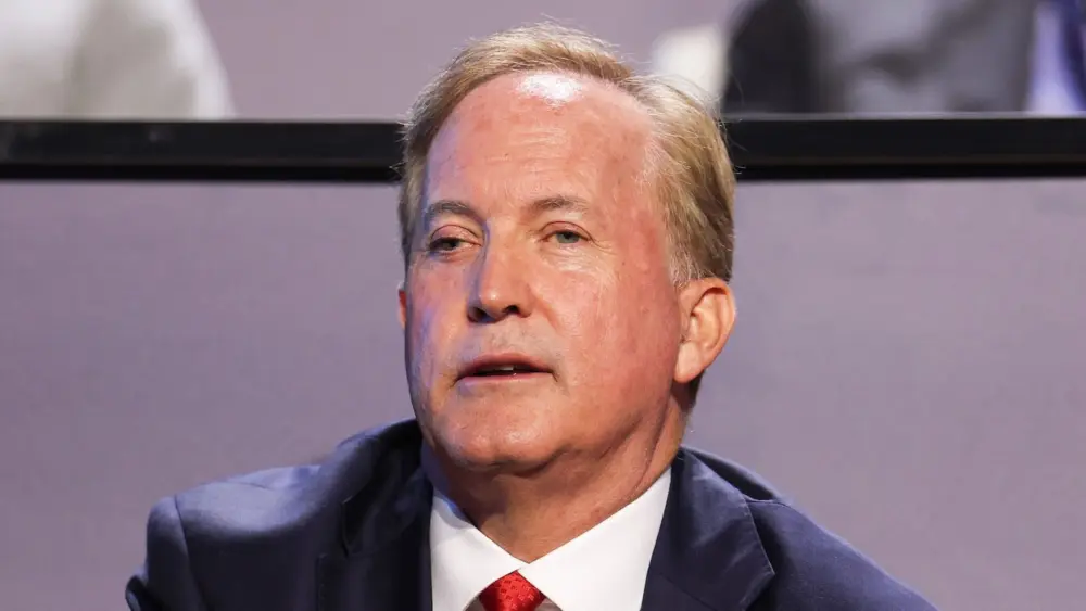 getty_kenpaxton_091626175708