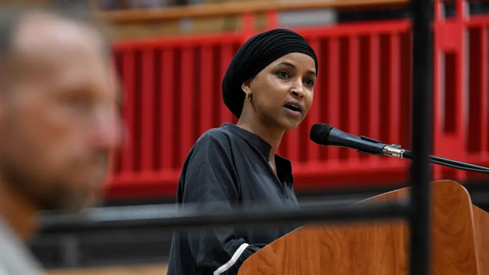 getty_repilhanomar_101226501038