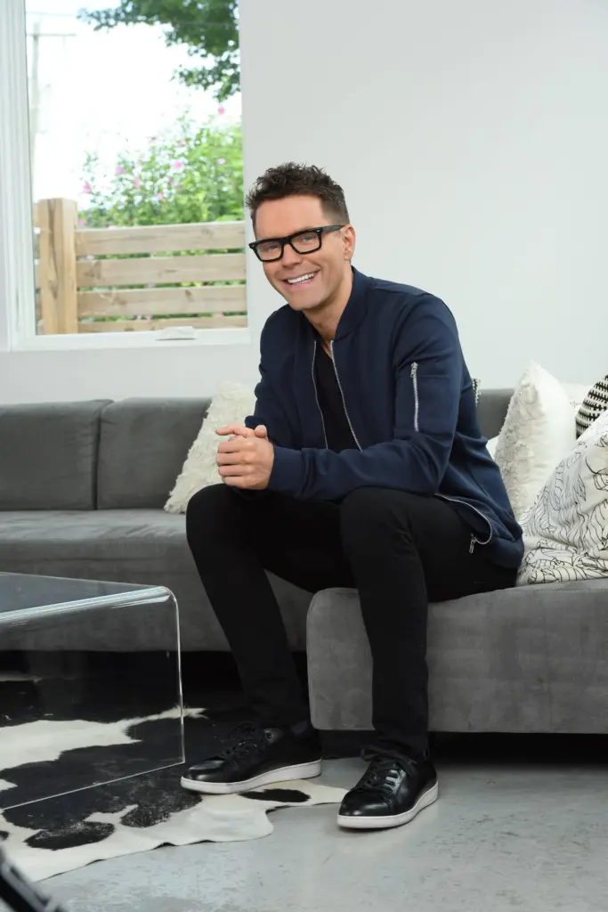 bobby-bones-8947-high-resolution