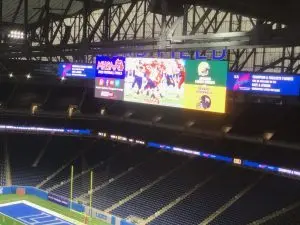 ford-field-scoreboard-300x225