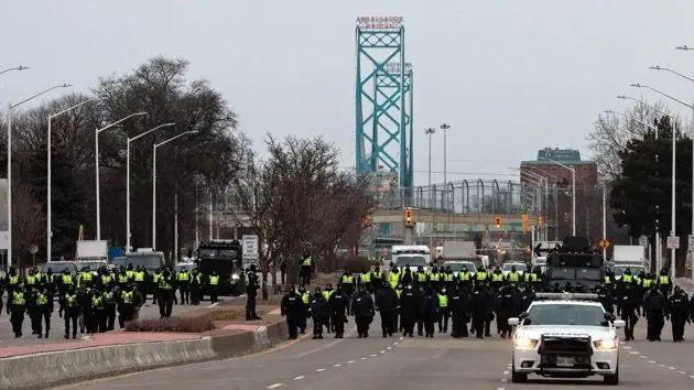 getty_021422_ambassadorbridge