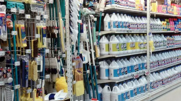 getty_3922_cleaningsupplies