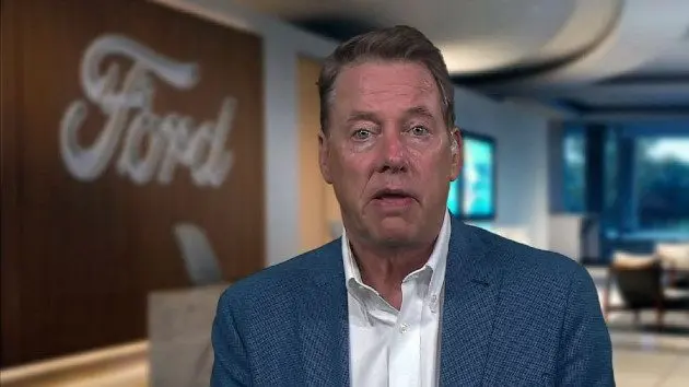 ford-abc-ml-220426_1650995844017_hpembed_23x15_99228129