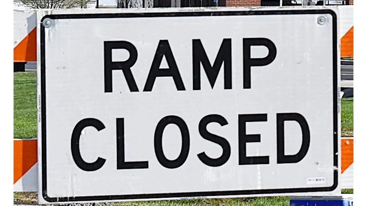 ramp closed sign