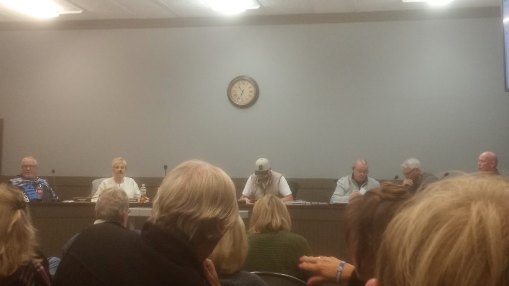 Planning Commission Recommends Leoni Township Golf Course Rezoning in Split Vote Despite Resident Pushback