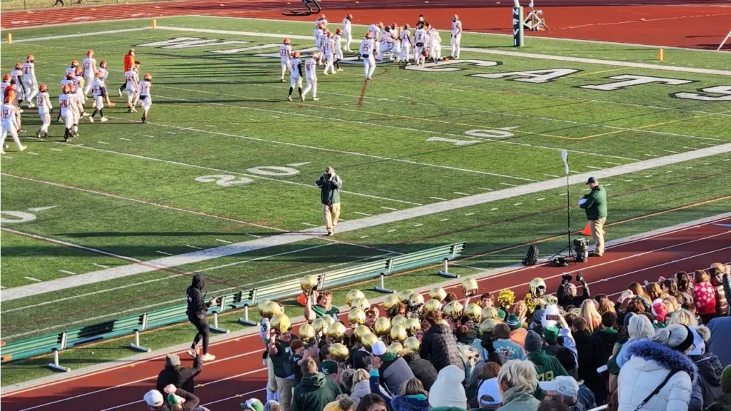 Lumen Christi vs Almont