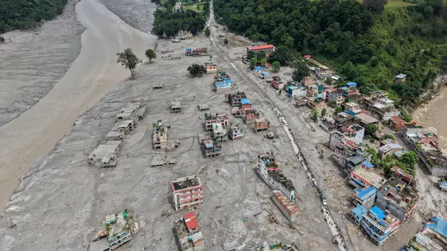 nepalfloodgetty32131