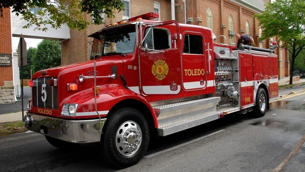Hazardous material leak after explosion of chemical tank in Toledo Ohio prompts evacuations, shelter-in-place orders