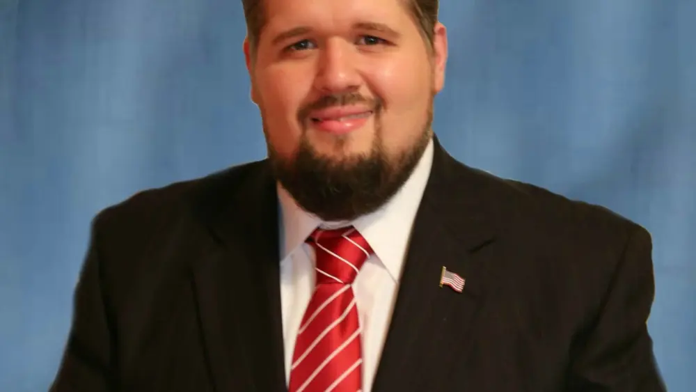 justin-lamb-headshot