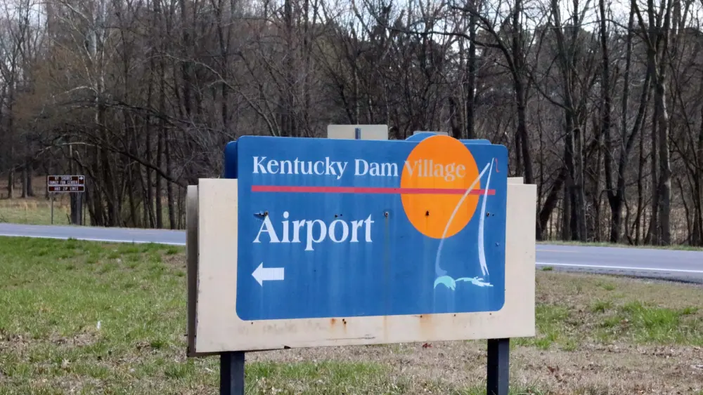 airport-sign