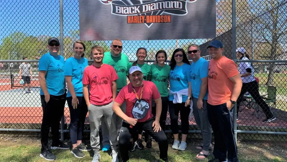 pickleball-big-group