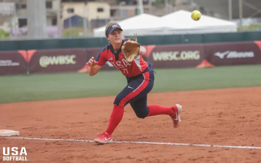 erin-coffel-third-base-e1644877051109