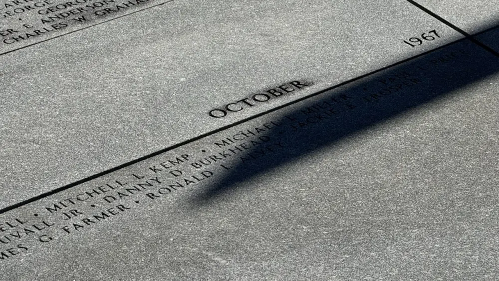 photo-each-name-on-the-kentucky-vietnam-veterans-memorial-is-precisely-positioned-so-the-shadow-of-the-sundials-pointer-touches-each-veterans-name-on-the-anniversary-of-the