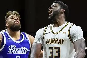 fred-flexing-vs-drake