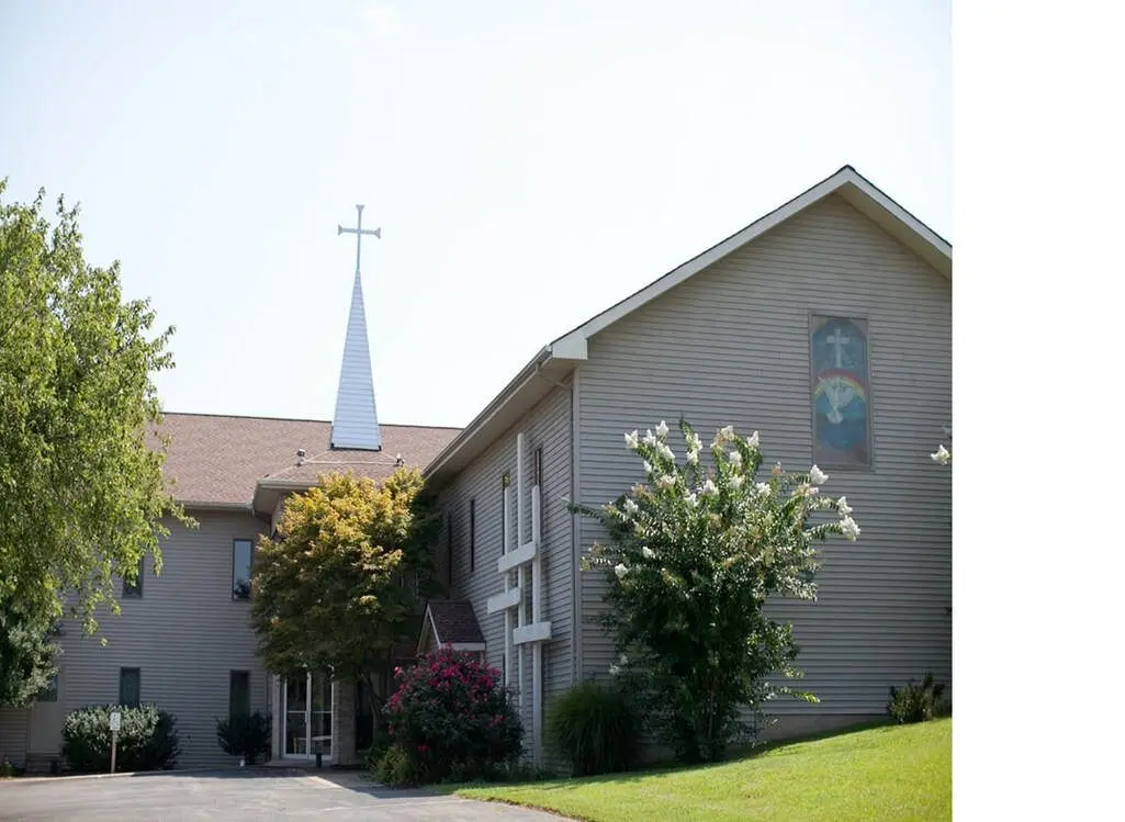 st-matthew-by-the-lake-lutheran-church