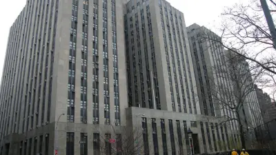 A picture of the Manhattan Criminal Courts Building