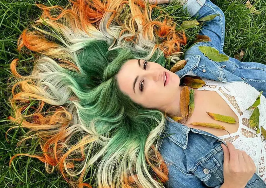 alex_show_page_1920x1360