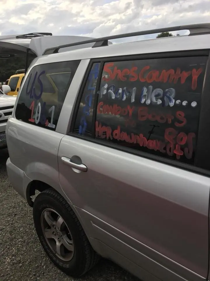 36436123_10156492904619549_8896120289386037248_n-2