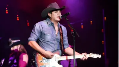 Jon Pardi performs onstage during the "All Time High" tour at the Paramount on January 16^ 2016 in Huntington^ New York.