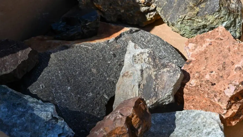 2023-09-12_07-rocks-of-sonoma-county-by-alma-shaw-1