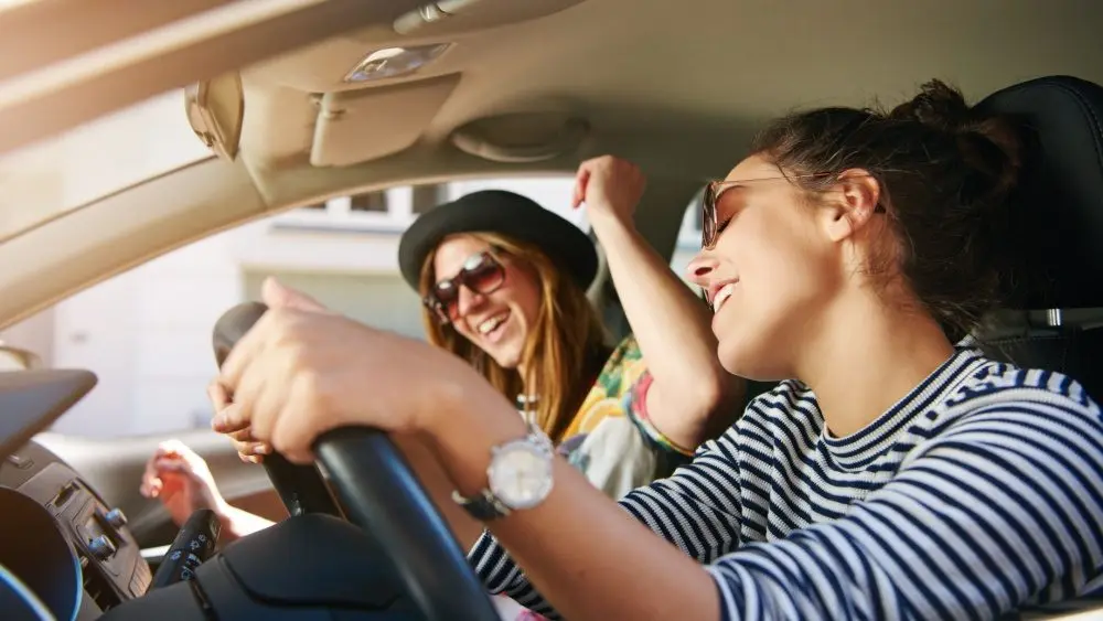 in-car-entertainment-2