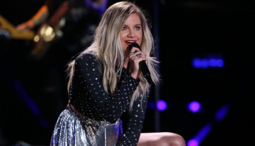 Kelsea Ballerini Releasing Unapologetically Deluxe Version With New Songs Q103 1 Spanish translation of lyrics for landslide by kelsea ballerini. q103 1