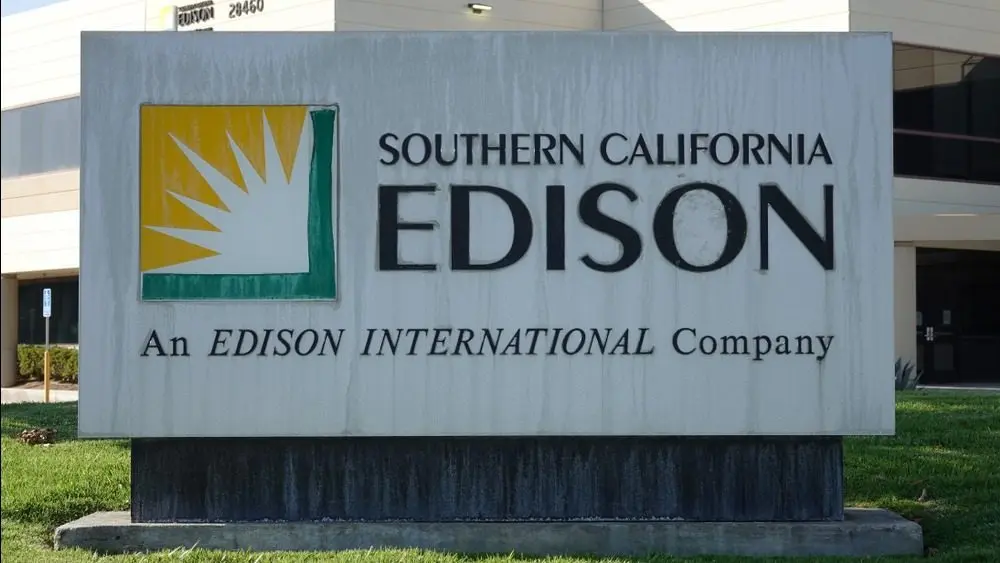 Southern California Edison - An Edison International Company is shown on a sign. SCE is an electricity provider for Central^ Coastal^ and Southern California. Santa Clarita^ CA / USA - July 17^ 2019