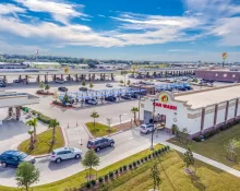 buc-ees-1-2048x1080-178933