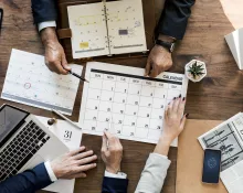 group-business-people-having-meeting736725